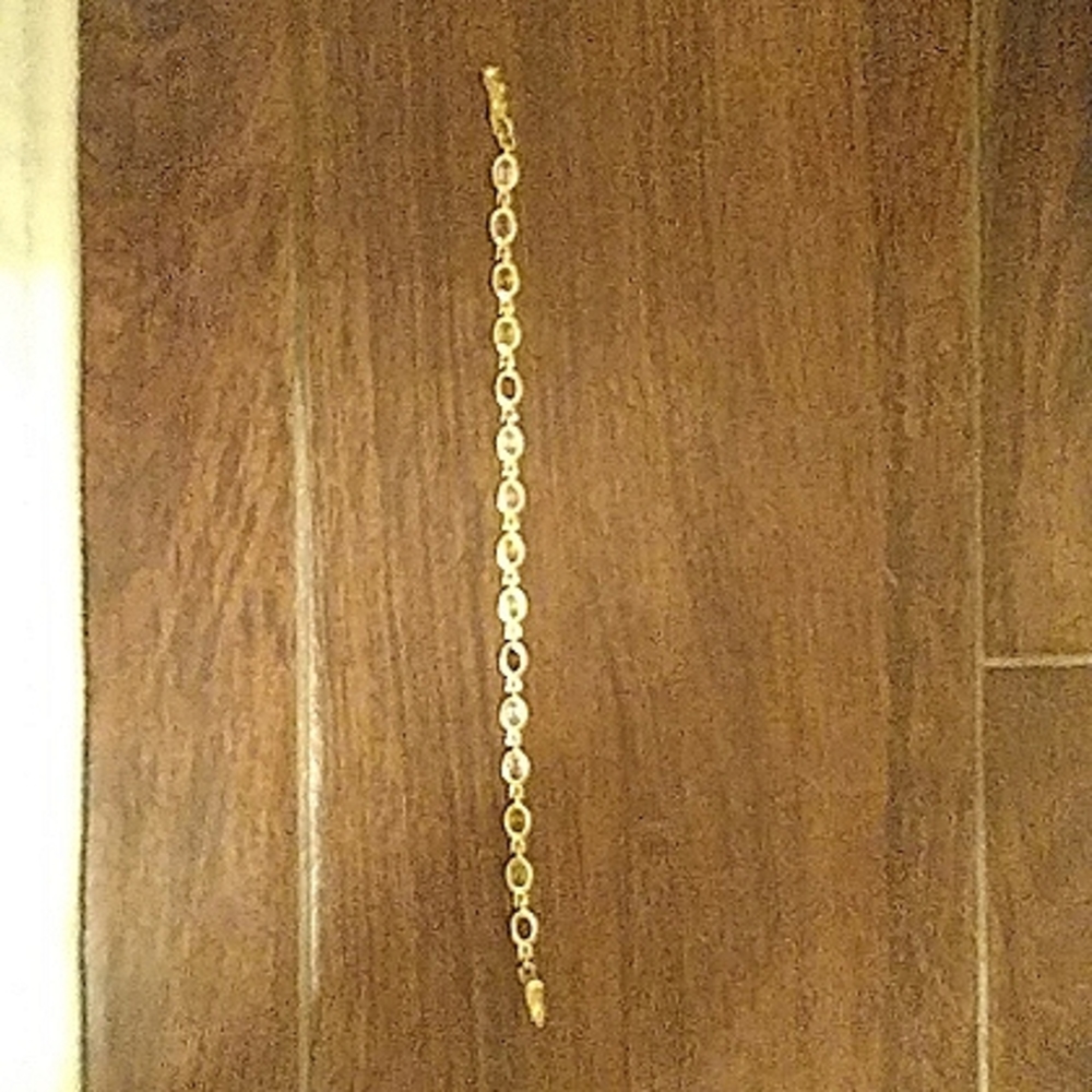 Gold bracelet